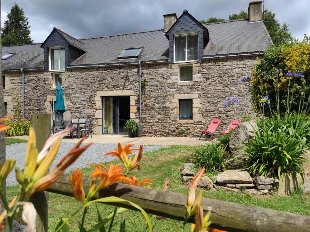 Aux Agapanthes Bed and Breakfast Pluherlin Buitenkant foto