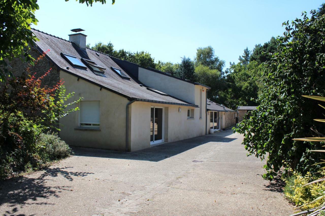 Aux Agapanthes Bed and Breakfast Pluherlin Buitenkant foto